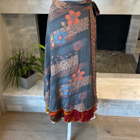 Unique Reversible Floral MIDI Wrap Skirt Size S/M - Picture 12 of 15